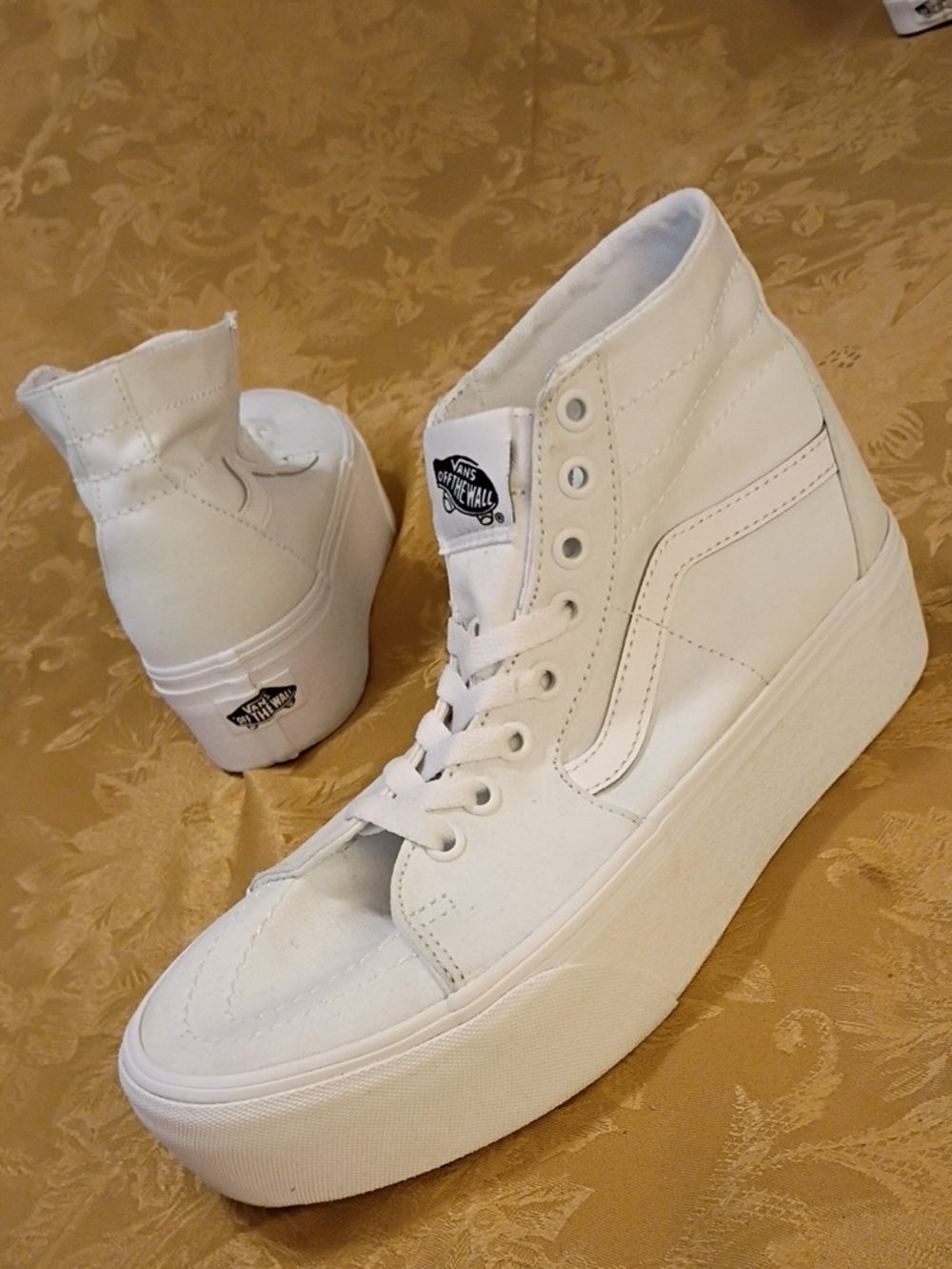VANS Sk8-Hi Platform White Canvas High-Top Sneakers Women's 8.5 Men's 7.0